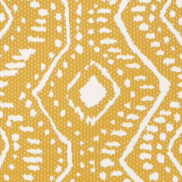 Schumacher SAMPLE - Schumacher Colma Indoor/Outdoor Fabric In Marigold For Sale - Image 4 of 4