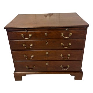 Antique George III Mahogany Chest of Drawers with Brushing Slide, 1800 For Sale