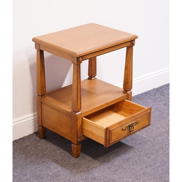 Late 20th Century Rway Furniture Solid Hard Rock Maple Italian Neoclassical Tuscan Style 20" Tiered Nightstand For Sale - Image 5 of 13