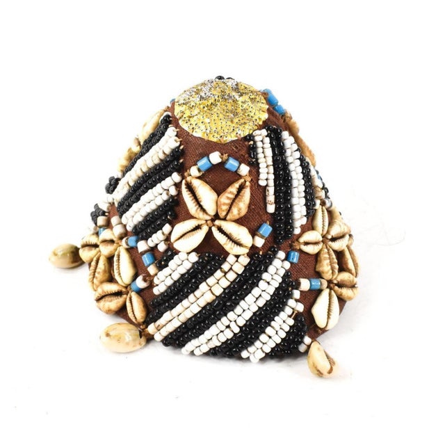 Early 20th Century Kuba Beaded Noble's Hat with Cowrie Shells For Sale In Denver - Image 6 of 6