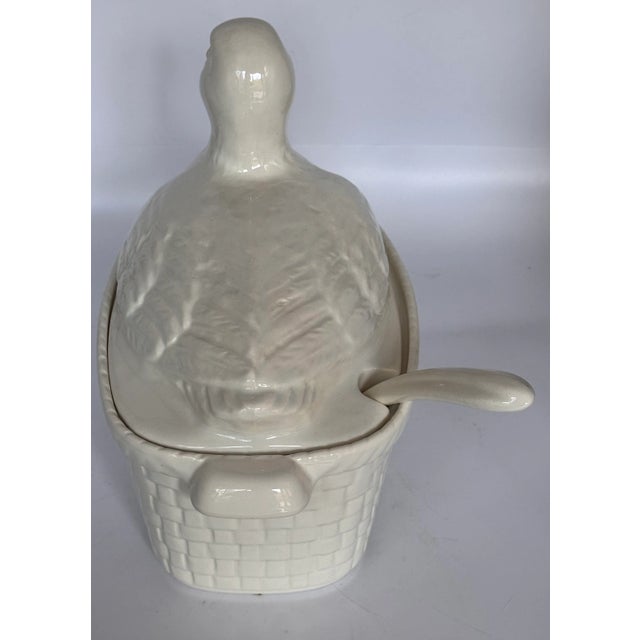 MOS261980's Americana Whittier Potteries, California, Duck Motif Soup Tureen For Sale - Image 10 of 16