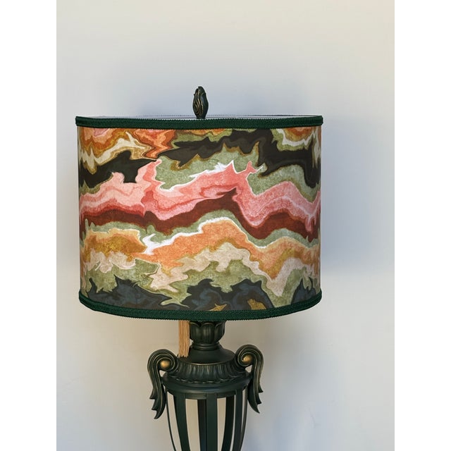 Traditional Vintage Table Lamp With Geode Pattern Shade For Sale - Image 3 of 10