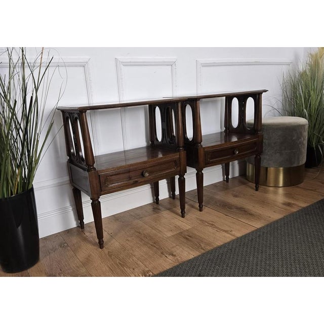 Mid-Century Modern Italian Carved Wood Nightstands, 1950s, Set of 2 For Sale - Image 6 of 10