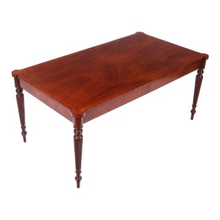 1940s English Style Mahogany Coffee Table For Sale