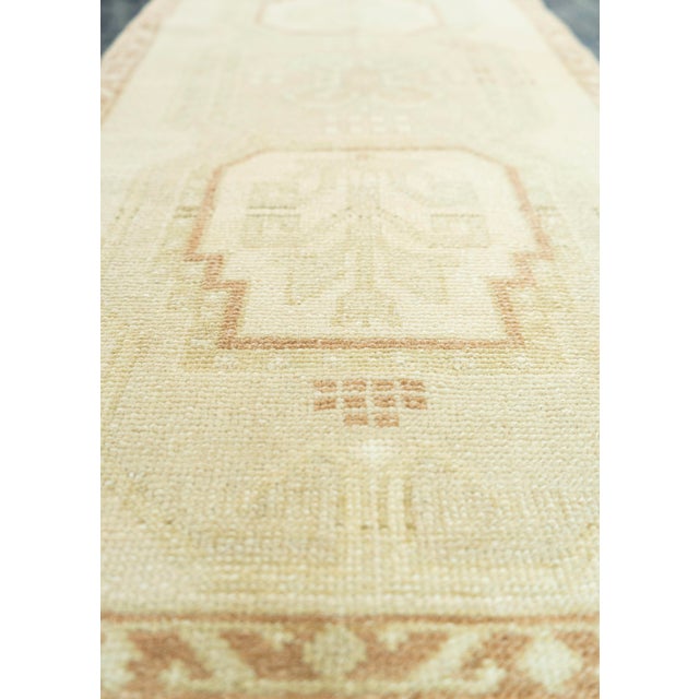 Turkish Mini Rug Oriental Hand Knotted Vintage Rug 1'8" x 3'3" #20762 For Sale In Houston - Image 6 of 8