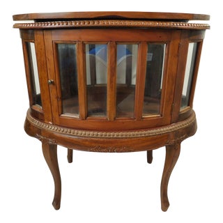 Vintage Mahogany Wood Beveled Glass Oval Two-Door Tea Chest Dry Bar Accent Table with Tray For Sale