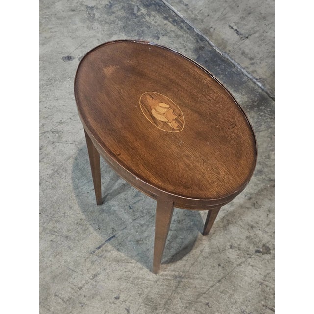 Baker Furniture Company Late 20th Century Baker Mahogany Federal Style Shell Inlay Occasional Table For Sale - Image 4 of 7