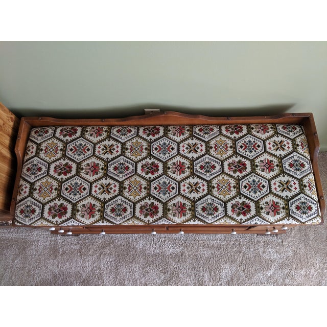 1970s Traditional Lane Cedar Chest With Cushion Top Chairish
