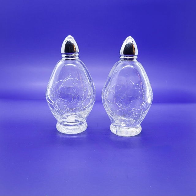 Art Nouveau Vintage Irice Japan Crackle Glass Salt and Pepper Shakers Clear Mid Century Set For Sale - Image 3 of 10