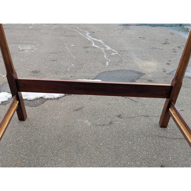 Brown Vintage Mahogany Traditional Style Queen Size Four Pencil Poster Bed For Sale - Image 8 of 11