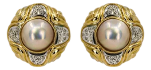 Late 20th Century Pair of Mabe Pearl Earrings