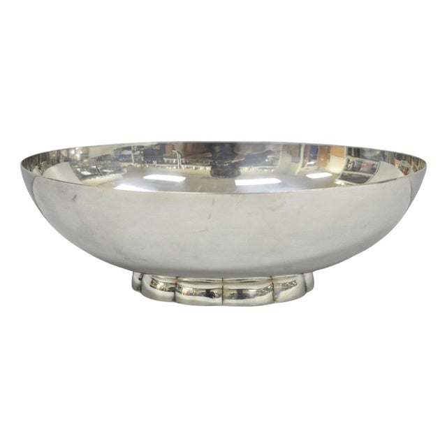 Vintage Poole 811 Modern Silver Plated Scalloped Footed Oval Serving Fruit Bowl For Sale