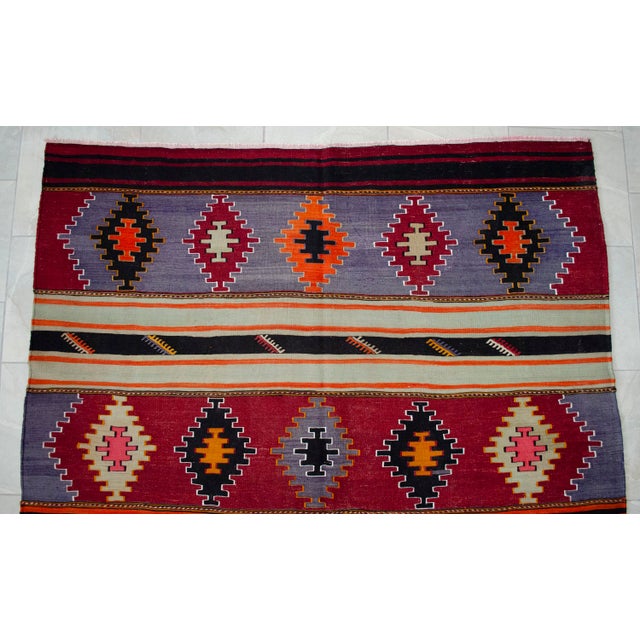 1960s Vintage Hand-Woven Wool Turkish Rug Majestic Living Room Decor - 6′1″ X 10′3″ For Sale - Image 9 of 13
