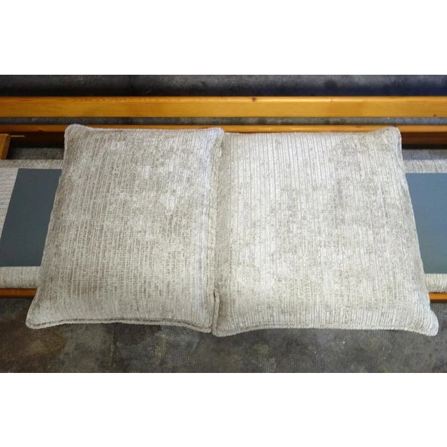 Brutalist pine sofa from the 60s and 70s, mountain style, French chalet. Pine structure in its original state. Covered in...