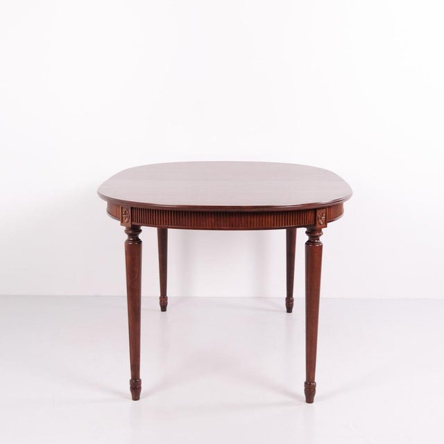 Gustavian Style Oval Mahogany Dining Table with 3 Extension Leaves, 1940s For Sale - Image 4 of 14