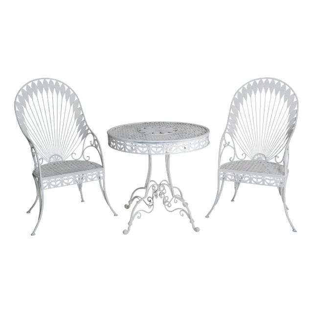 Fanciful Hollywood Regency 60s Iron Table and Chair Set - Set of 3 For Sale