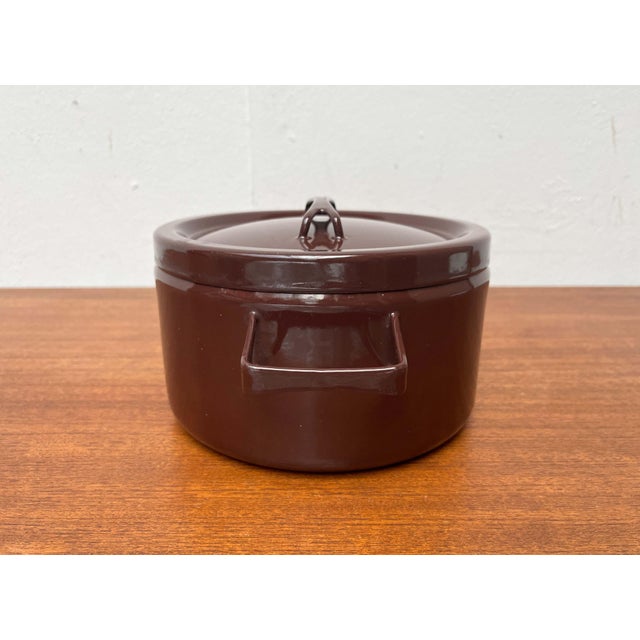 Mid-Century Modern Brown Minimalist Enamel Pot by Seppo Mallat for Finel, Finland, 1960s For Sale - Image 12 of 18