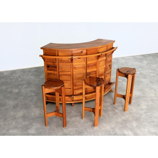 Brutalist Bar and Bar Stools in Pine, 1970s, Set of 4 For Sale - Image 11 of 12