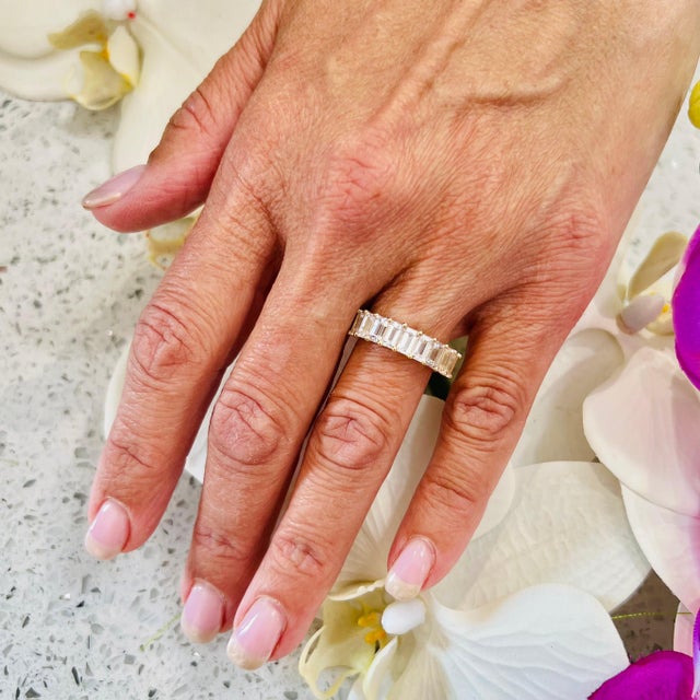 2010s Natural White Sapphire Ring 14k W Gold 4.32 TCW Certified For Sale - Image 5 of 7
