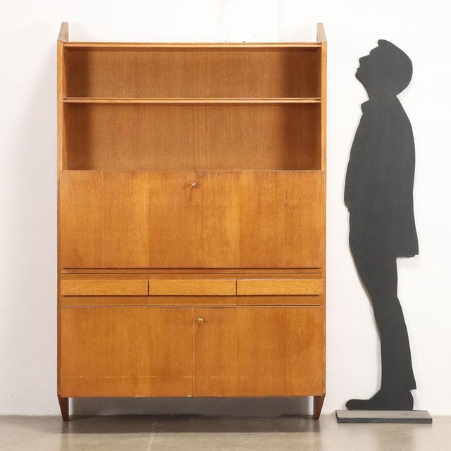Vintage Cabinet in Oak Veneered Wood, Italy, 1950s For Sale - Image 3 of 14