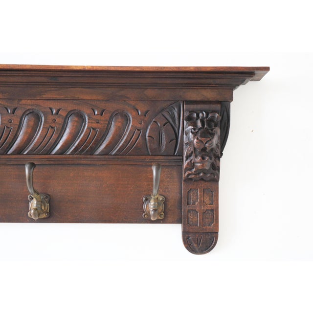Wood Antique Renaissance Revival Coat Rack with Lion Masks in Carved Oak, 1880 For Sale - Image 7 of 8