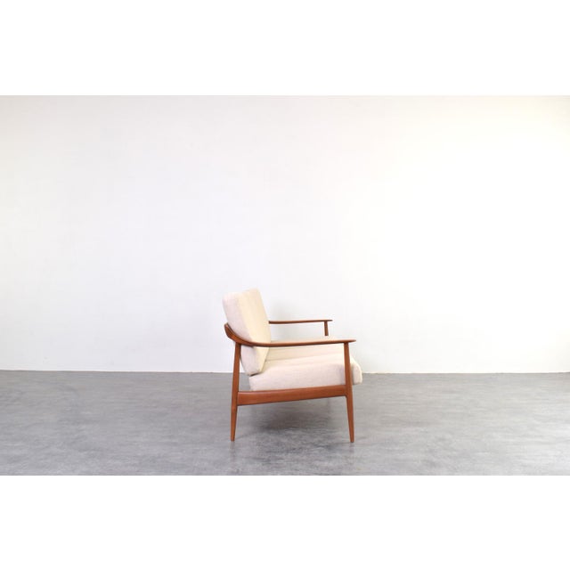 Walter Knoll Mid-Century Modern Teak Sofa by Walter Knoll for Knoll Antimott, 1960s For Sale - Image 4 of 16
