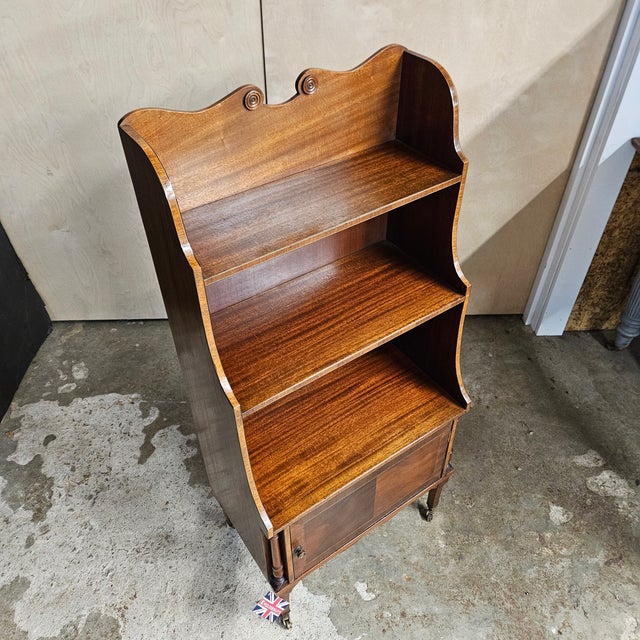 Wood 1900-1909 Edwardian Mahogany Waterfall Bookcase With a Cupboard Base on Castors For Sale - Image 7 of 15