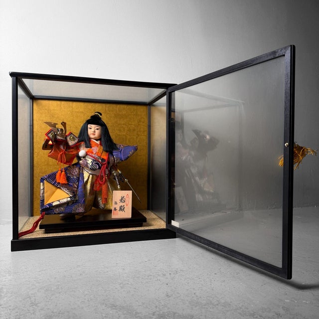 Contemporary Japanese Gogatsu Warrior Doll in Glass Display Case, 1980 For Sale - Image 3 of 9