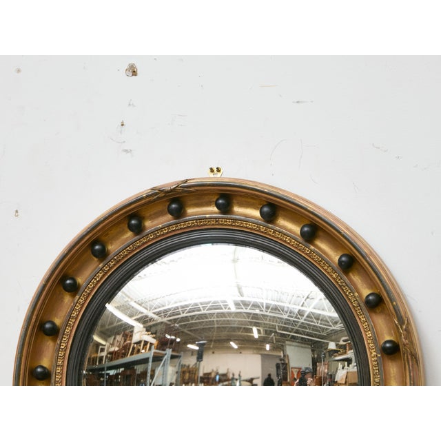 19th Century English Regency Giltwood Convex Mirror with Ebonized Ball Accents For Sale - Image 5 of 9