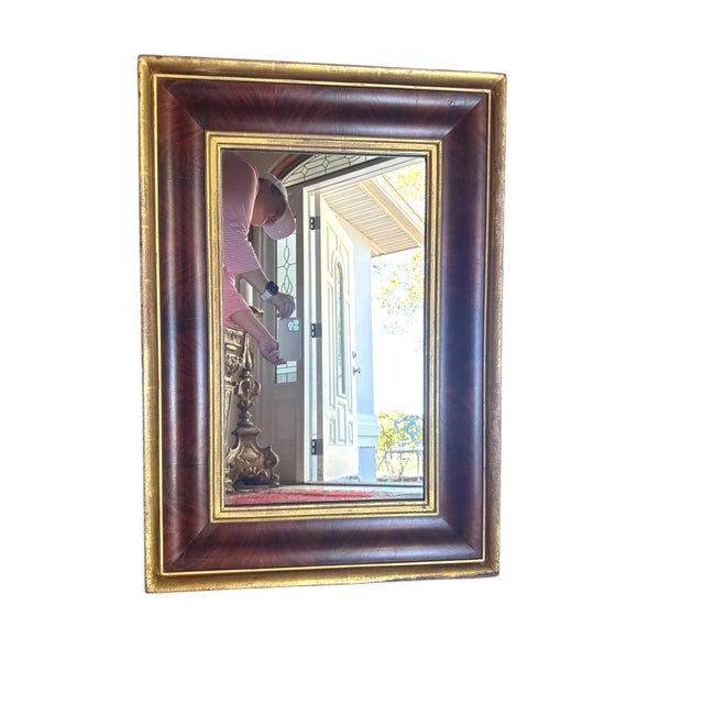 Early 19th Century American Empire Mahogany and Gilt Ogee Wall Mirror For Sale - Image 4 of 11