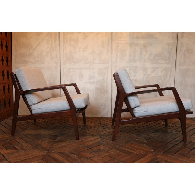 Ib Kofod-Larsen Pair of Ib Kofod-Larsen Danish Modern Sculptural Lounge Chairs — Denmark, 1950s For Sale - Image 4 of 18