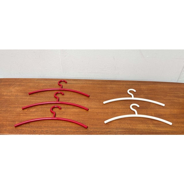Mid-Century Modern Space Age German Red and White Coat Hanger, 1960s, Set of 5 For Sale - Image 6 of 6