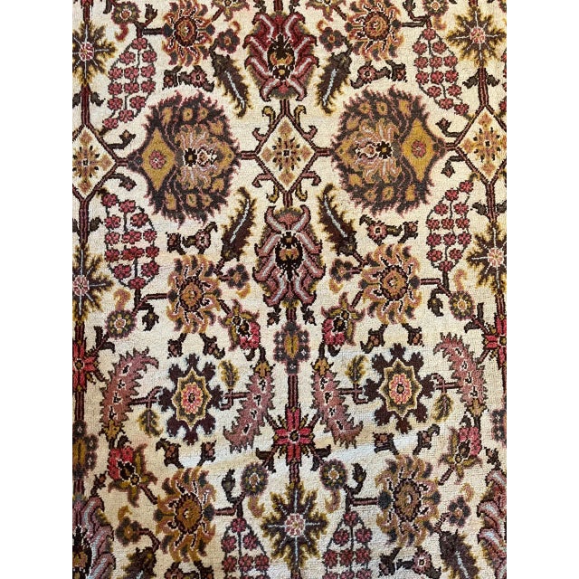Antique Amritsar Rugs – The spectacular rugs of Amritsar capture the exotic style of India while incorporating a subtle...