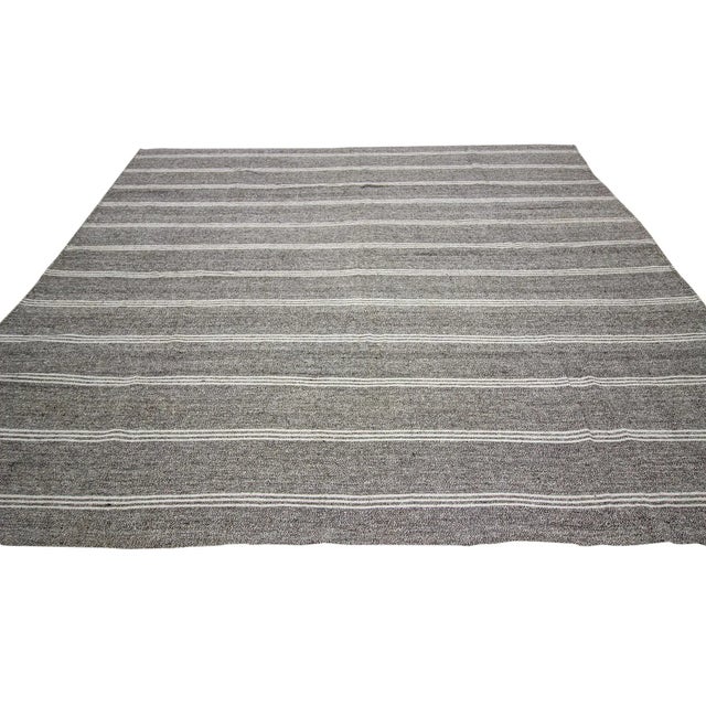 Contemporary 1960s Vintage Gray Kilim Rug- 9′4″ × 10′4″ For Sale - Image 3 of 7