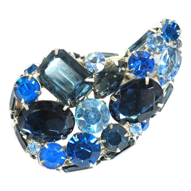 1960s Sapphire & London Blue Crystal Brooch 1960s For Sale