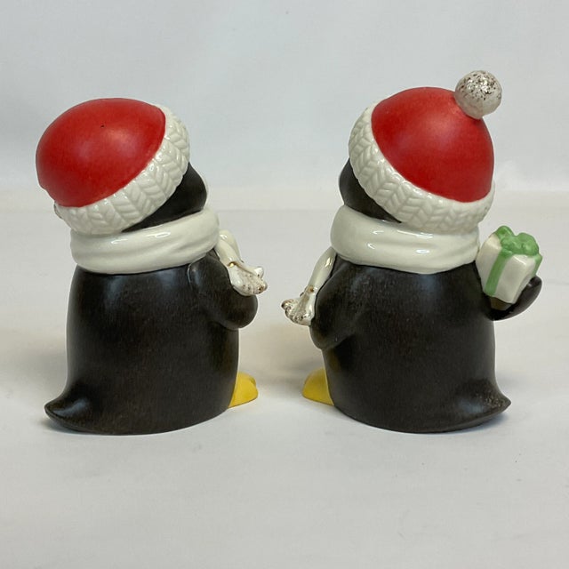 Ruby Red Vintage Americana Traditional Lenox Penguin Salt and Pepper Shakers - A Pair, Christmas For Sale - Image 8 of 8