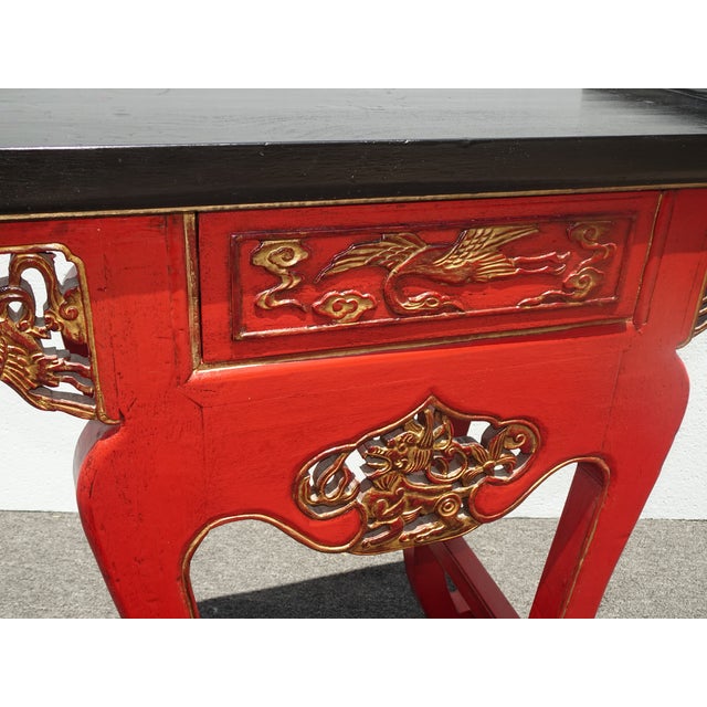 1970s Vintage Chinese Asian Red & Black Lacquer W Gold Trim Side Table, Altar Table For Sale - Image 5 of 16