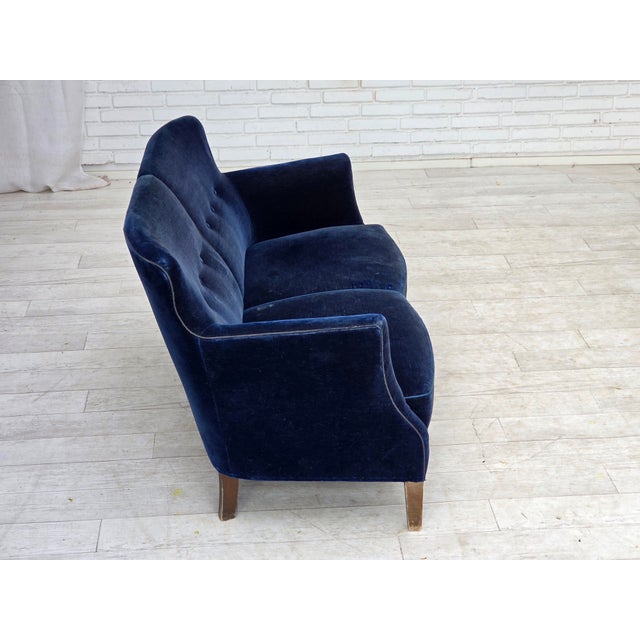 Danish Two-Seater Sofa in Dark Blue Furniture Velour, 1960s For Sale - Image 6 of 15