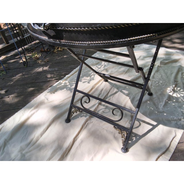 Vintage Hollywood Regency Woven Wicker and Wrought Iron Round Tray Table. For Sale - Image 9 of 16