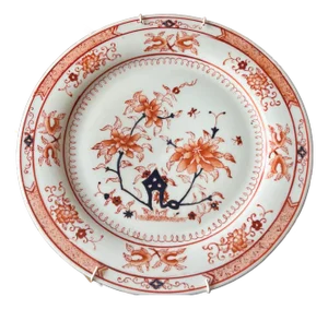 Pair of hand-painted antique Chinese Imari plates // 18th century decorative plate // seal indicates Qianlong period of the Qing dynasty