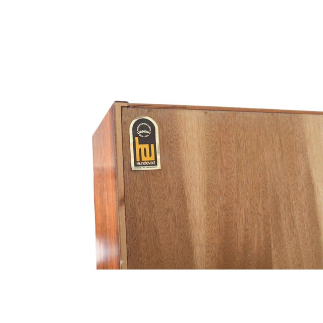 Mid 20th Century Carlo Jensen Double Rosewood Bookcase by Hundevad + Co #1 For Sale In San Francisco - Image 6 of 9