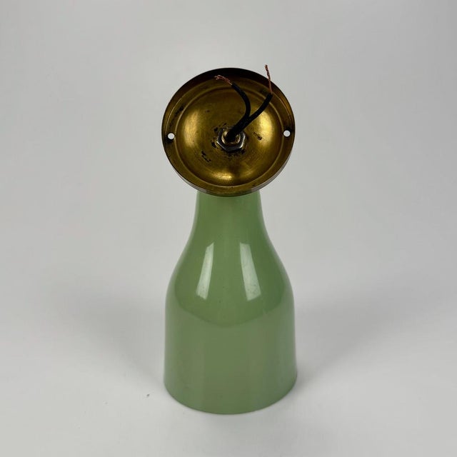 Metal Small Mid-Century Modern Wall Lamp in Green from Stilnovo , Italy, 1950s For Sale - Image 7 of 8