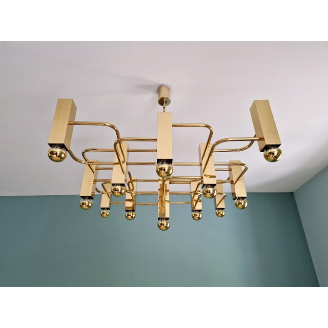 Geometric Brass Chandelier by Gaetano Sciolari for Boulanger, 1970s For Sale - Image 9 of 18