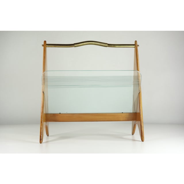Mid-Century Modern Mid-Century Modern Italian Design Wood Glass Magazine Rack, 1950s For Sale - Image 3 of 14