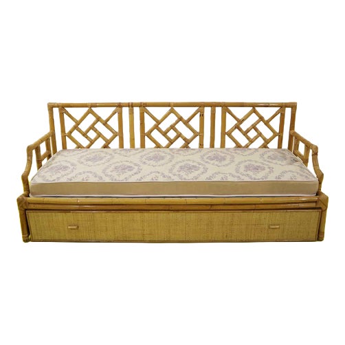 Woven Bamboo Sofa Bed with Double Pull-Out Mattress For Sale