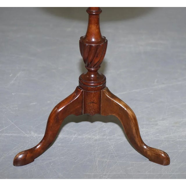 Hardwood Sheraton Revival Tripod Side Tables, Set of 2 For Sale - Image 16 of 18