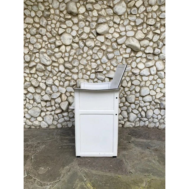 Contemporary Italian White Leather Armchair by Tito Agnoli for Matteo Grassi, 1970s For Sale - Image 3 of 18