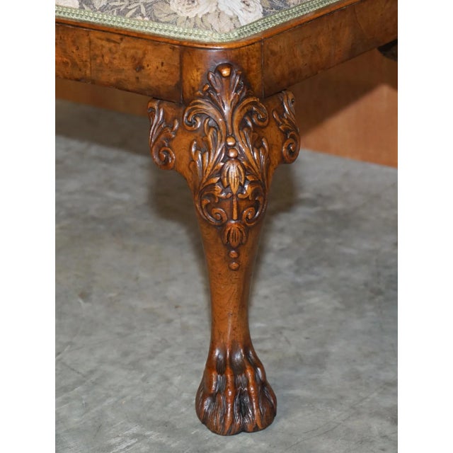 George I Burr Walnut Long Stool, 1720s For Sale - Image 11 of 18
