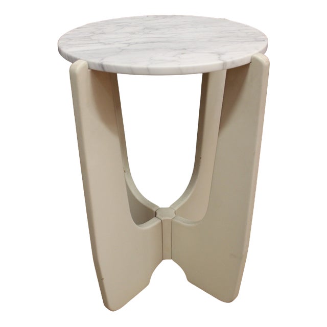 Pedestal Table in White Lacquered Wood and Marble, 1970s For Sale