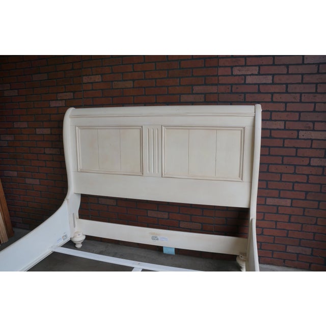 Ethan Allen Ethan Allen New Country Queen Sleigh Bed For Sale - Image 4 of 8